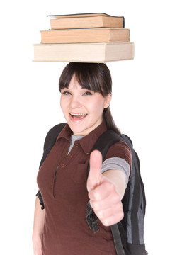 拿著書的女人