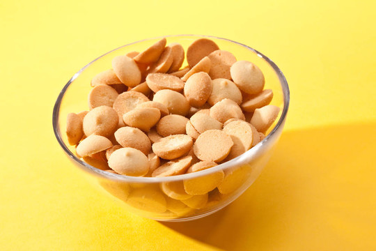 牛奶和糕點(diǎn)
