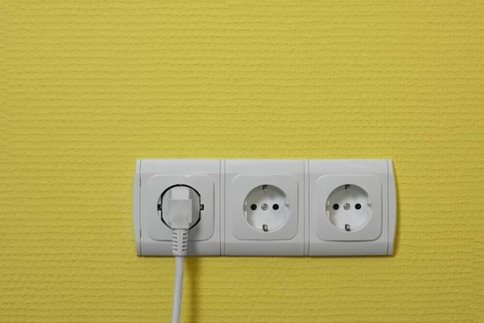 電插座