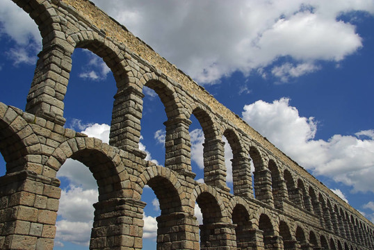 Segovia Aqueduct 06