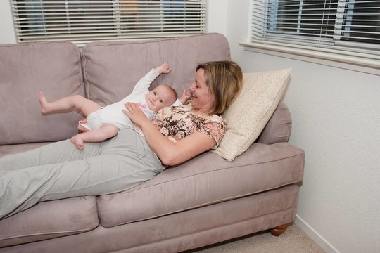 沙發(fā)上的放松