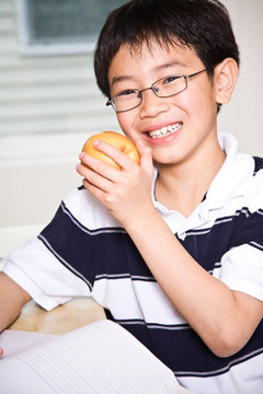 學(xué)吃蘋果