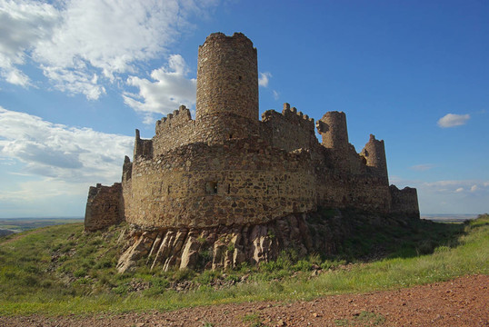 Almonacid castillo 02
