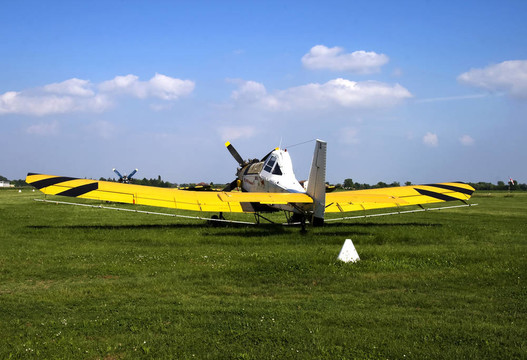 舊飛機(jī)