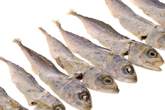 鳳尾魚干