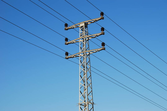 電線塔和電線