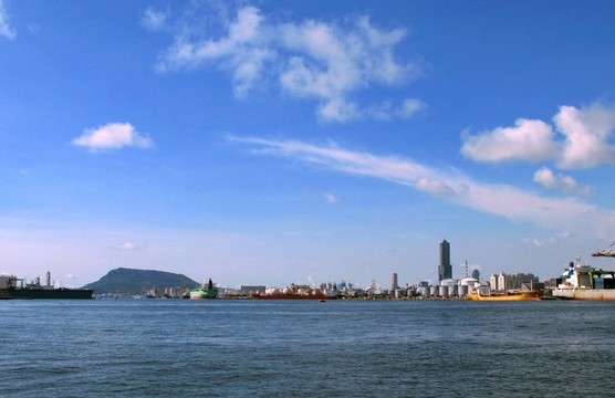 高雄港