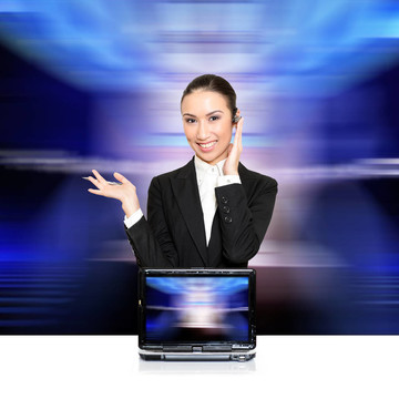 演示