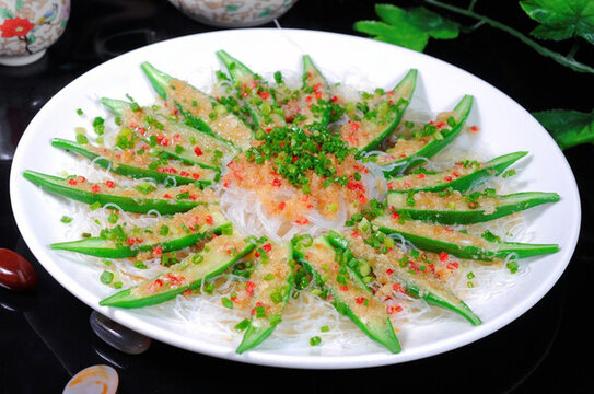 蒜茸粉絲蒸秋葵