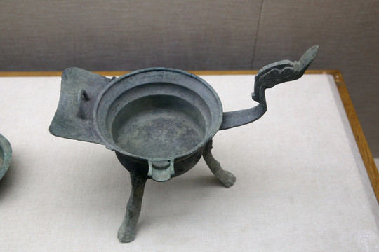 鶴形銅鐎盉jiaohe 東漢