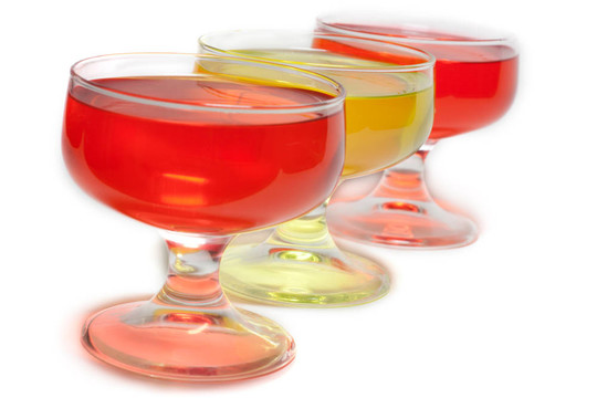 黃色；紅色果凍對角線