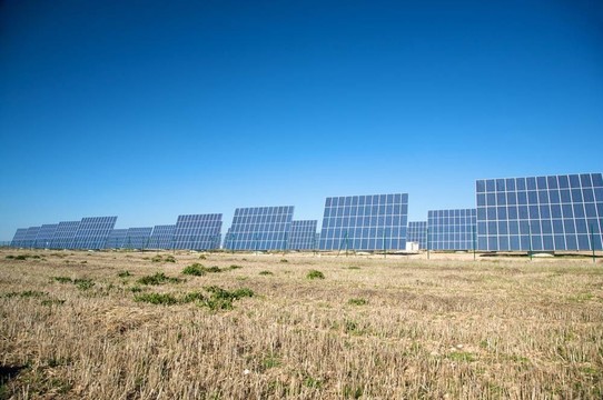 太陽能電池板組