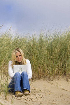 女人斷heartrd Beach