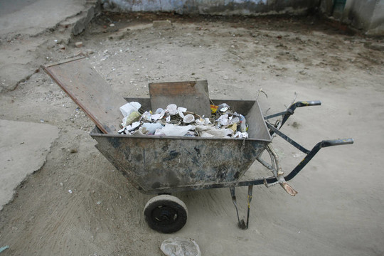 獨(dú)輪手推車