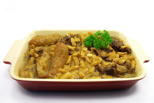 豆?fàn)F肉菜