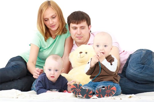 有兩個(gè)孩子的家庭