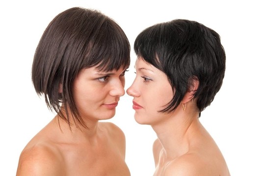 年輕、性感的女人