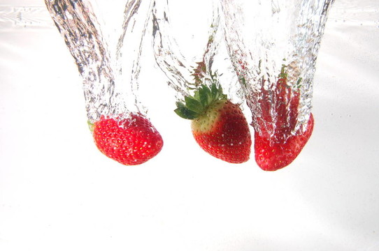 草莓飛濺