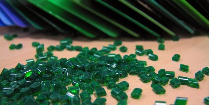 綠色塑料