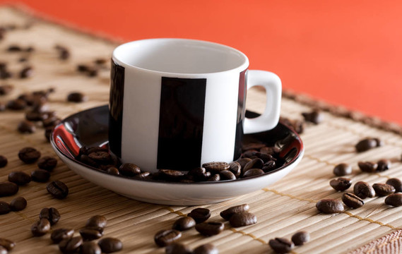 咖啡杯