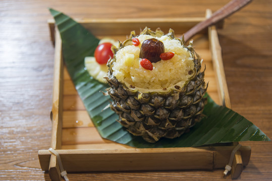菠蘿飯