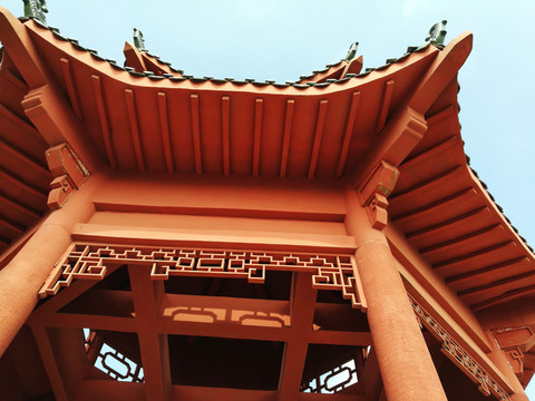 深圳塘朗山公園休息涼亭