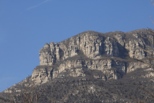 冬天的山