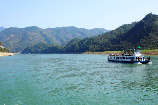 青山綠水新安江