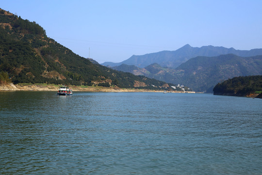 山水畫廊新安江