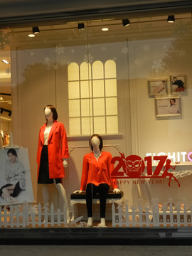 專賣店櫥窗 女裝專賣