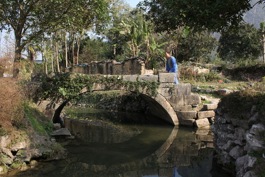 石拱橋
