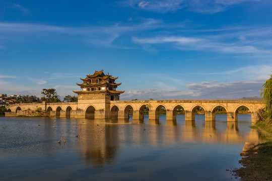 云南建水雙龍橋