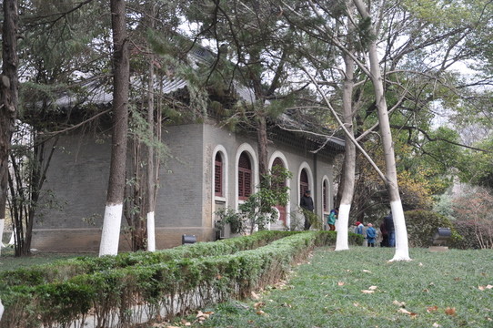 南京大學(xué)