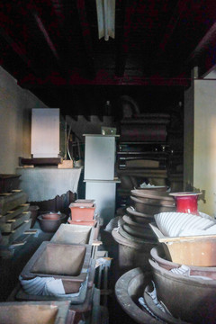 倉庫 老家具 庫房