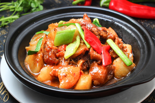 土豆燜雞