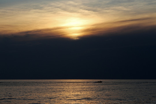 黃昏 海邊小碼頭