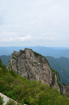 牛背梁美景