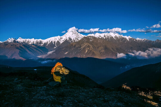 貢嘎雪山