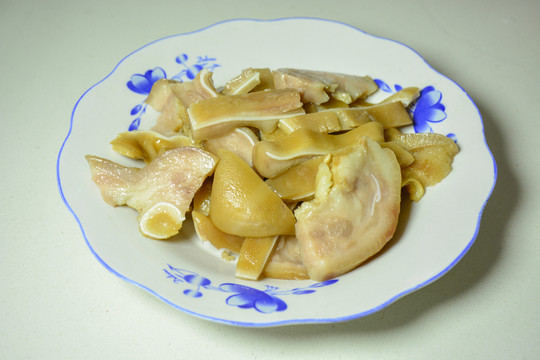 鹵豬耳朵 鹵肉