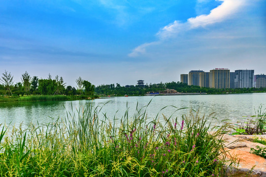 齊盛湖