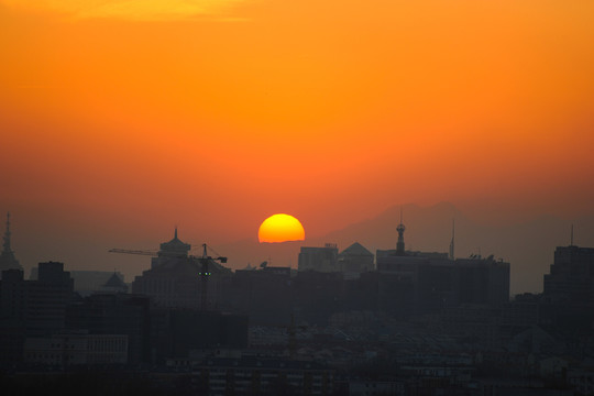 夕陽(yáng)
