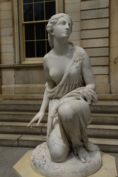 美女雕像
