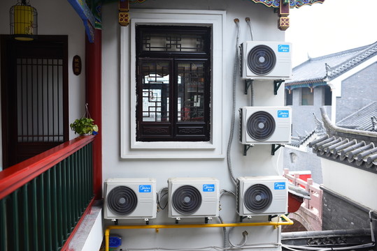 空調外機
