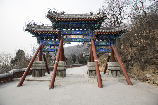 北京八大處公園 牌樓