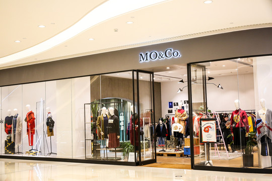 女裝專賣(mài)店
