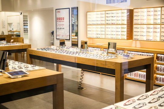 眼鏡店