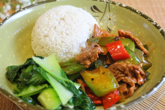 快餐 涼瓜牛肉