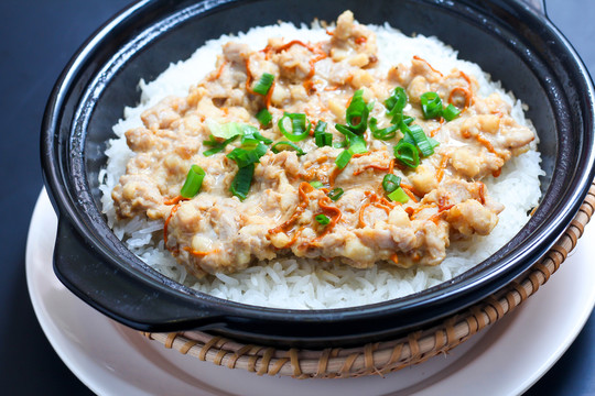 肉餅飯