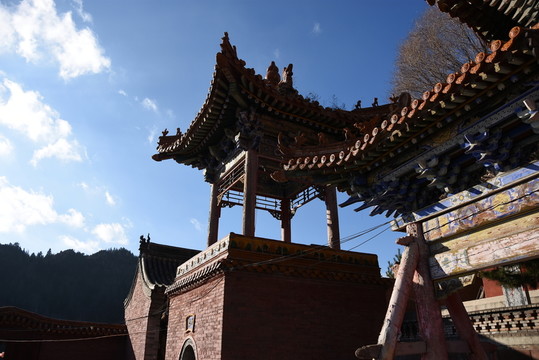 汾河源頭 雷鳴寺
