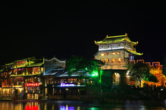 鳳凰古城夜色
